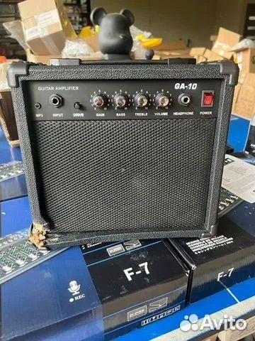 Комбоусилитель