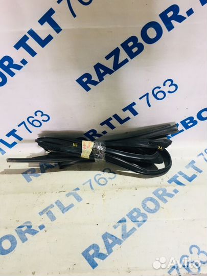 Уплотнитель рамки стекла mazda 3 bm 1.6 ат седан