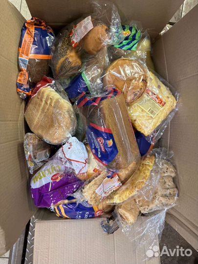 Хлеб и батоны на корм животным