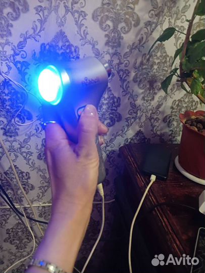 Массажер для лица