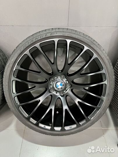 Разноширокие колеса R20 bmw5