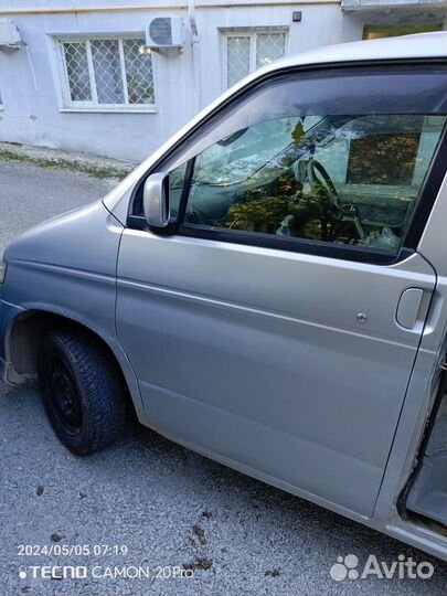 Mazda Bongo Friendee 2.5 AT, 2001, 280 000 км