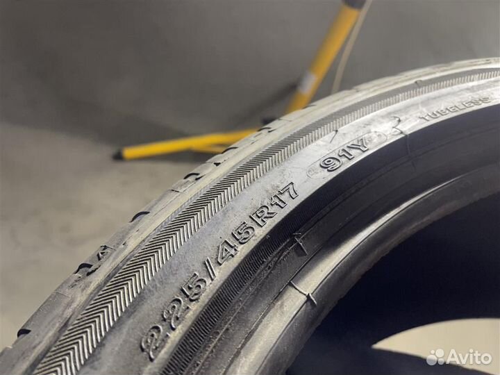 Bridgestone Potenza S001 225/45 R17