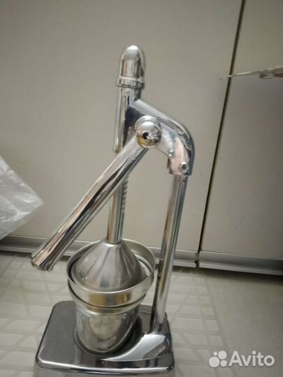 Пресс стальной для цитрусовых