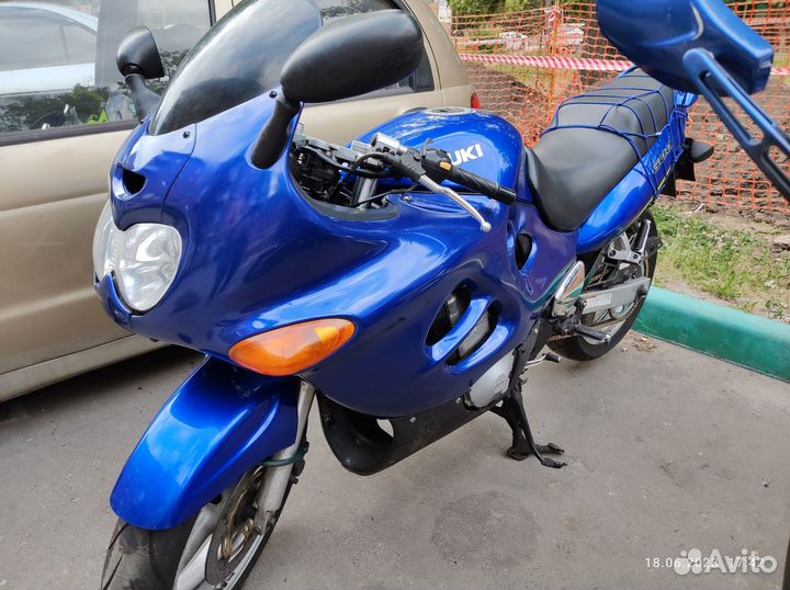 Сузуки GSX 600 F Катана