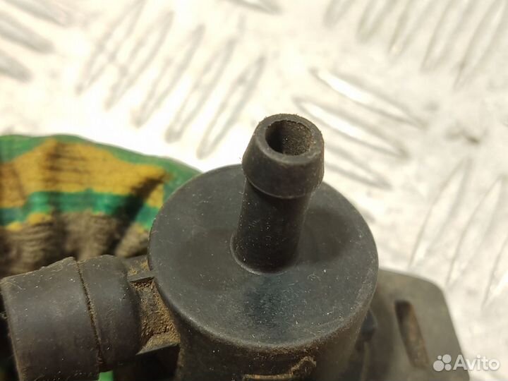 Клапан вентиляции топливного бака Bmw X5 e53 2000