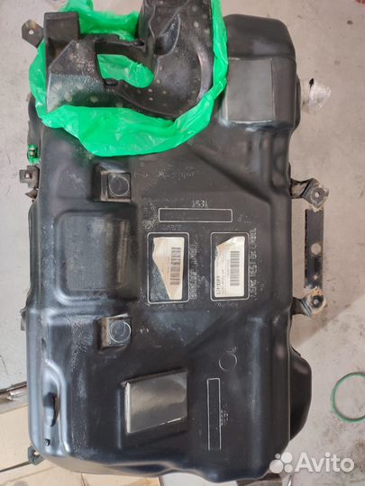 Бак топливный Freelander 2