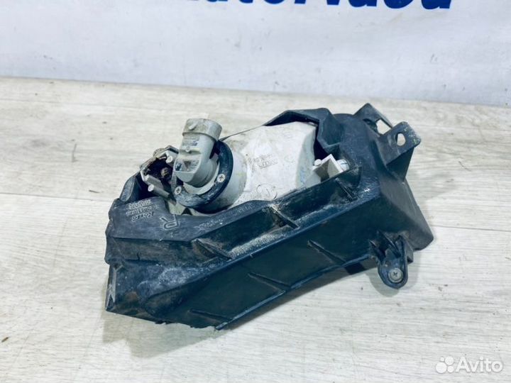 Фара противотуманная Mazda 3