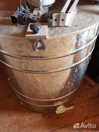 Медогонка электрическая Lyson нержавейка