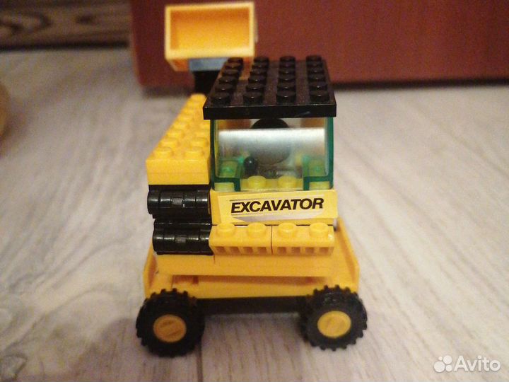 Lego экскаватор
