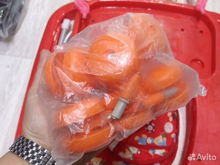 Продую ходунки новые