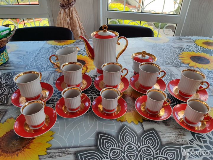 Фарфоровый чайно-кофей сервиз СССР