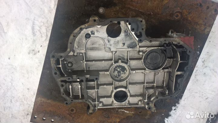 Передняя крышка двигателя Iveco Eurostar