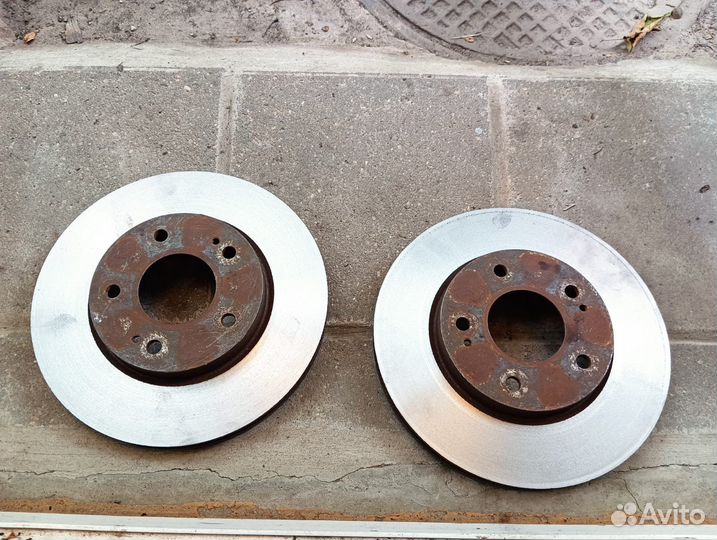 Диски тормозные передние