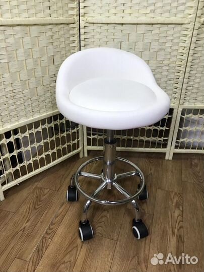 Стул белый мастера