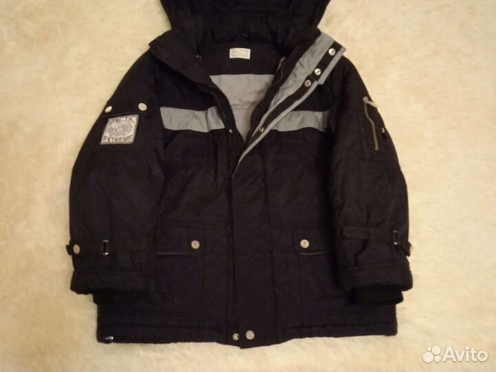 Куртка детская на 10-12л, в хорошем состоянии