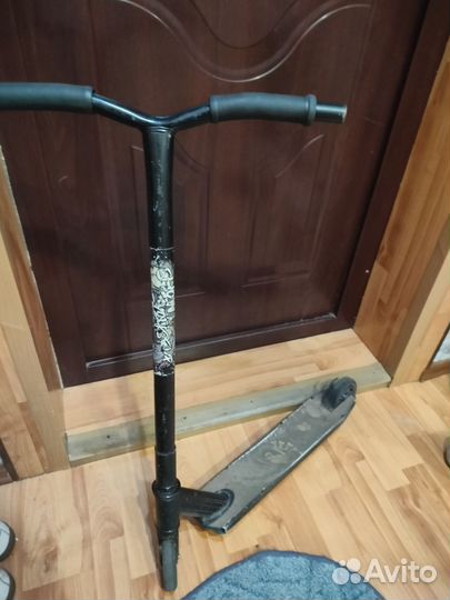 Трюковой самокат