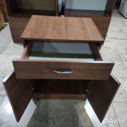 Тумба для офиса и дома