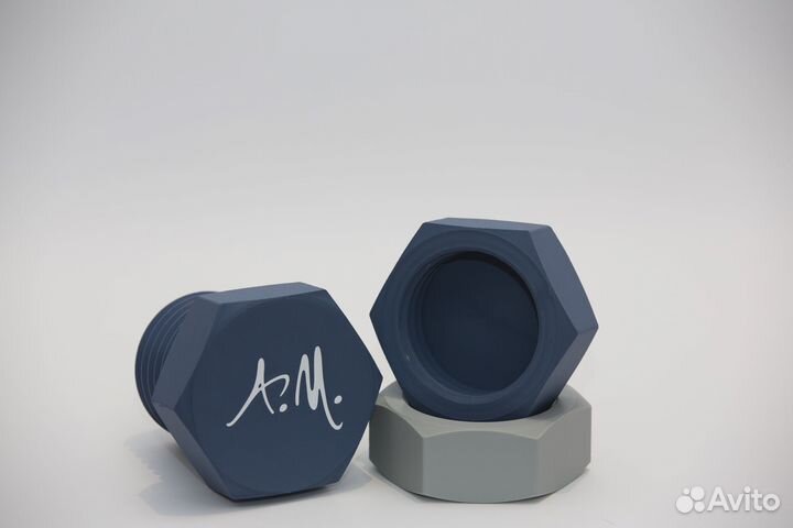 Эксклюзивный органайзер в виде болта и гаек