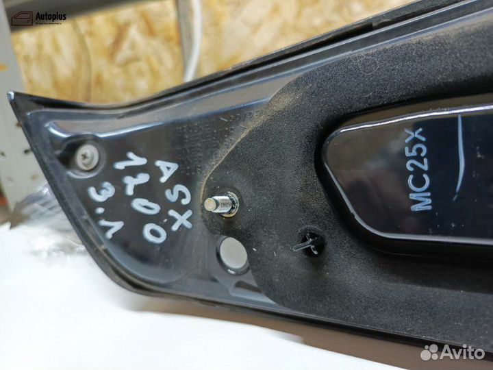 Мицубиси ASX левый фонарь