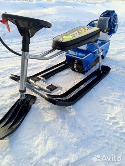 Детский снегокат с мотором