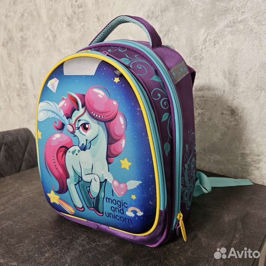 Рюкзак школьный для девочки новый