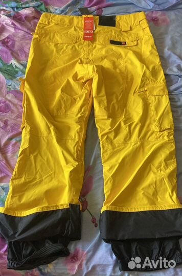 Горнолыжная куртка и штаны