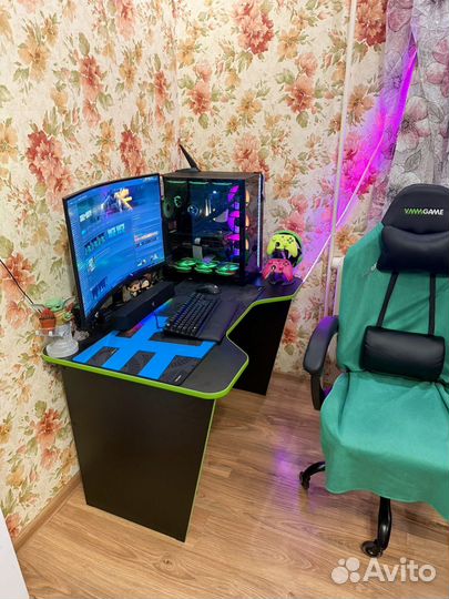 Игровой стол