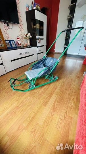 Детские санки на колесах