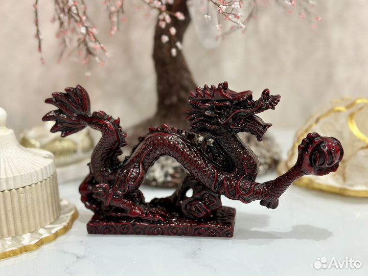 Статуэтка дракон