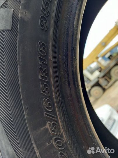 Nexen Classe Premiere 205/65 R16 22D