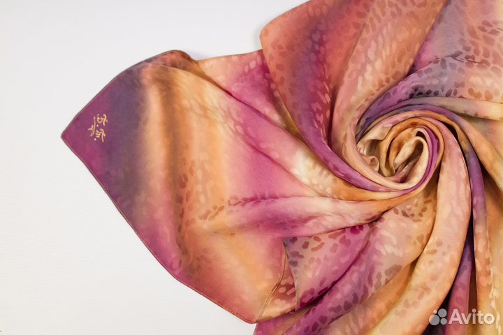 Эксклюзивные шёлковые платки с ручным крашением