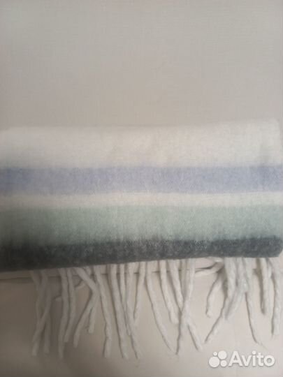 2 вязан. Шапочки, светлые