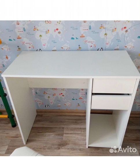 Компьютерный стол новый