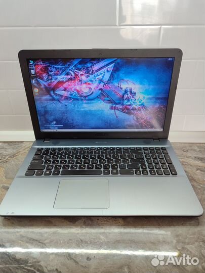 Игровой Asus core i5-6200U-4 ядра/Nvidia920MX/SSD