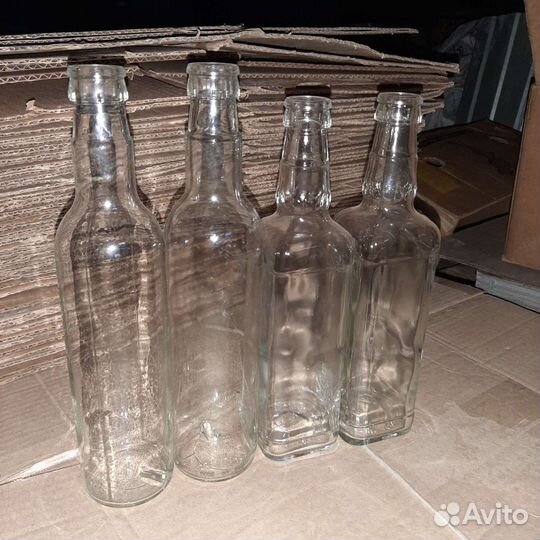 Бутылка гуала и другая