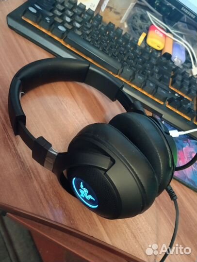 Продам Гарнитуру Razer Kraken V3X