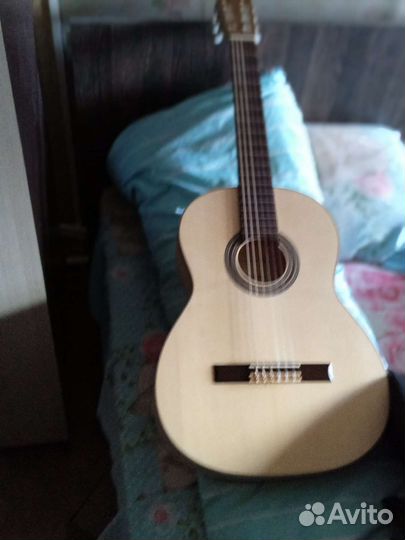 Гитара кремона