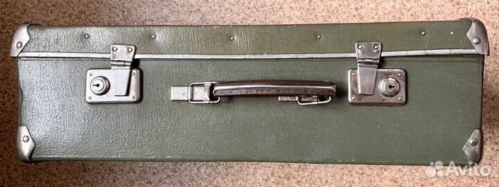 Чемодан СССР 1970-1980 гг. фибровый зеленый