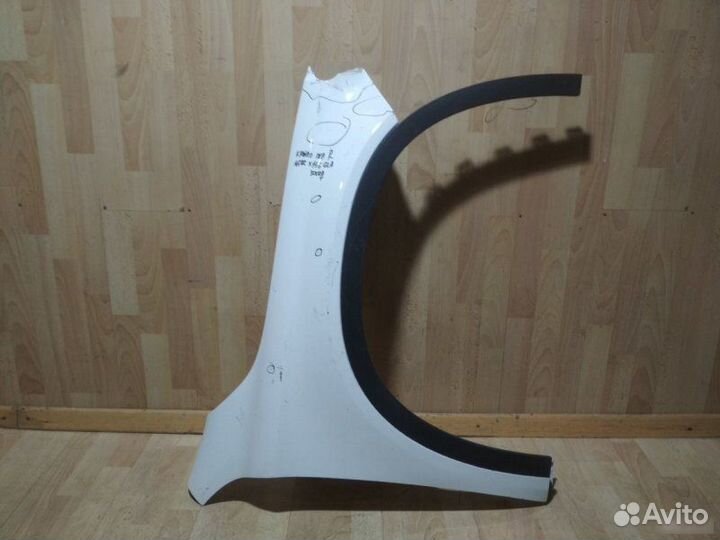 Крыло Mercedes Benz X 156