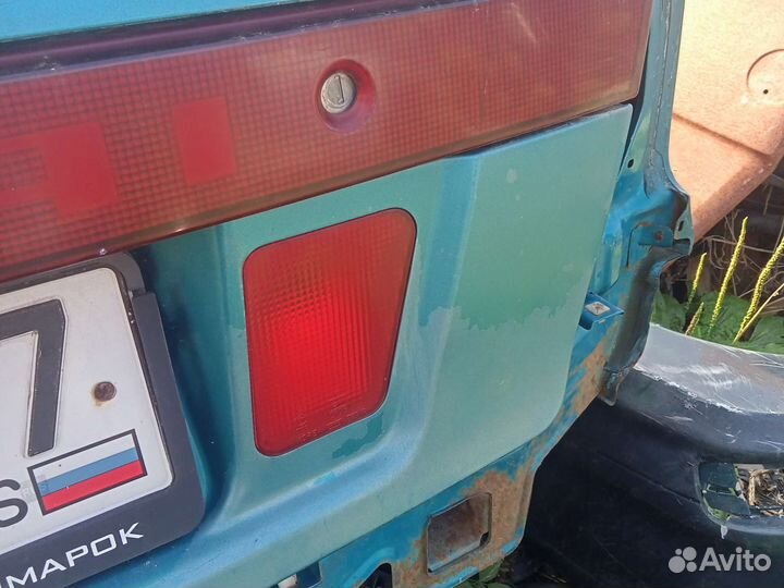 Крышка багажника Hyundai Lantra