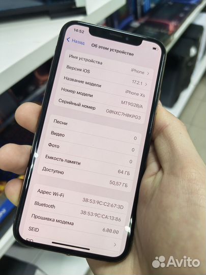 iPhone Xs, 64 ГБ