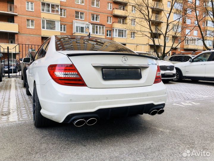 Насадки AMG на Mercedes-Benz