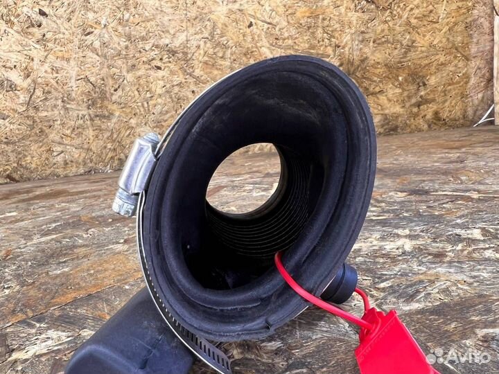 Патрубок воздушного фильтра Jaguar XF 5.0 09-15