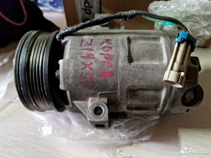 Компрессор кондиционера Opel Corsa D