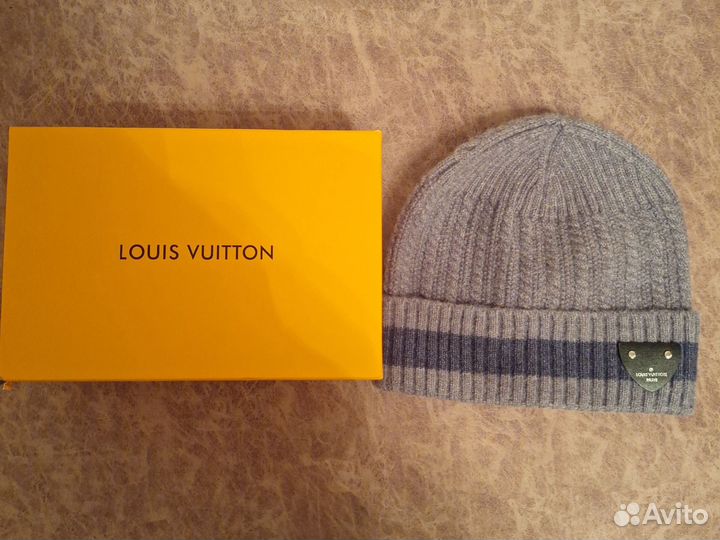 Шапка вязаная шерстяная