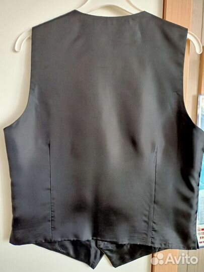 Жилетка для мальчика 146см