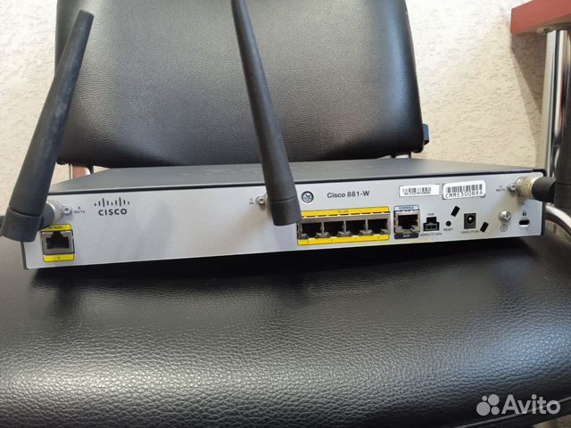 Маршрутизатор Cisco 881-W