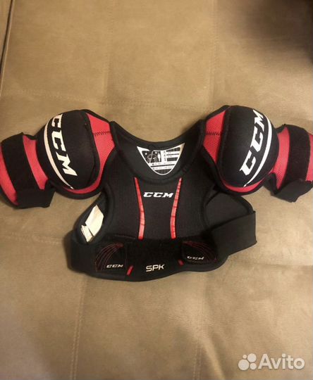 Нагрудник хоккейный ccm