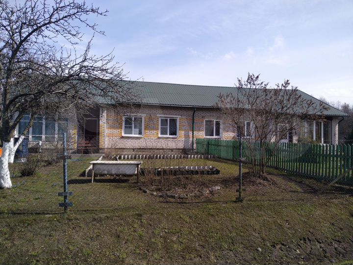 Дом 220 м² на участке 29 сот.